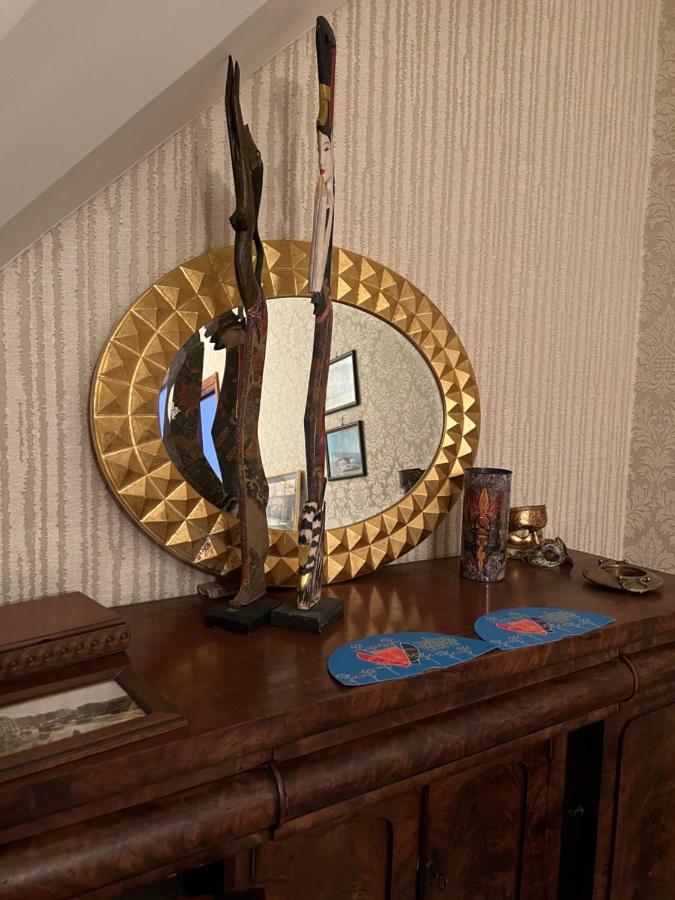 Casa Kamalei, Tra Plebiscito E Lungomare Apartment Наполи Екстериор снимка