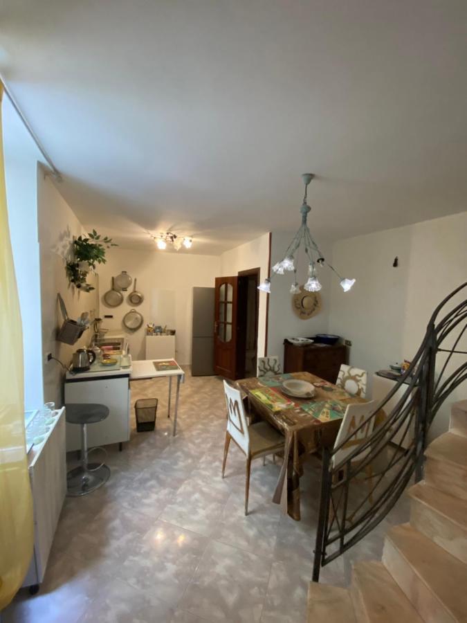 Casa Kamalei, Tra Plebiscito E Lungomare Apartment Наполи Екстериор снимка
